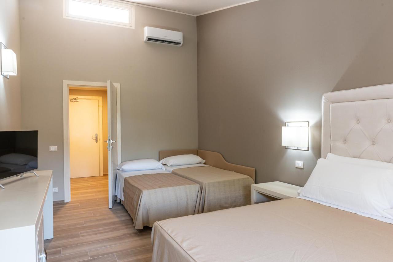 Hotel Villa Bolgheri 马里纳-迪卡斯塔涅托 外观 照片