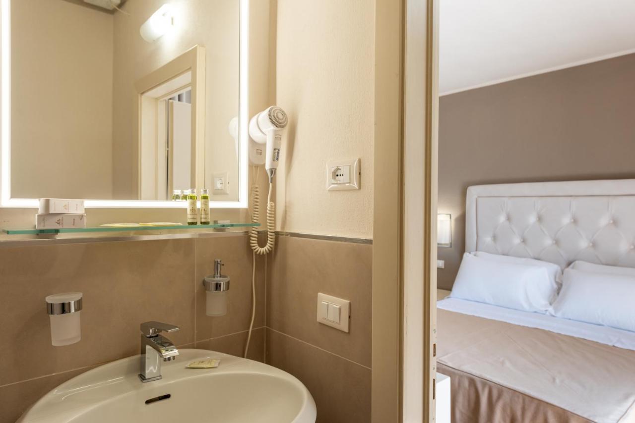 Hotel Villa Bolgheri 马里纳-迪卡斯塔涅托 外观 照片