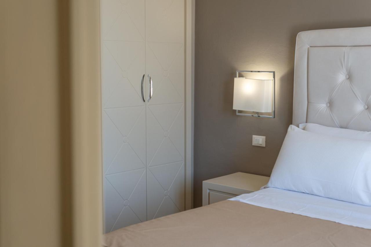Hotel Villa Bolgheri 马里纳-迪卡斯塔涅托 外观 照片