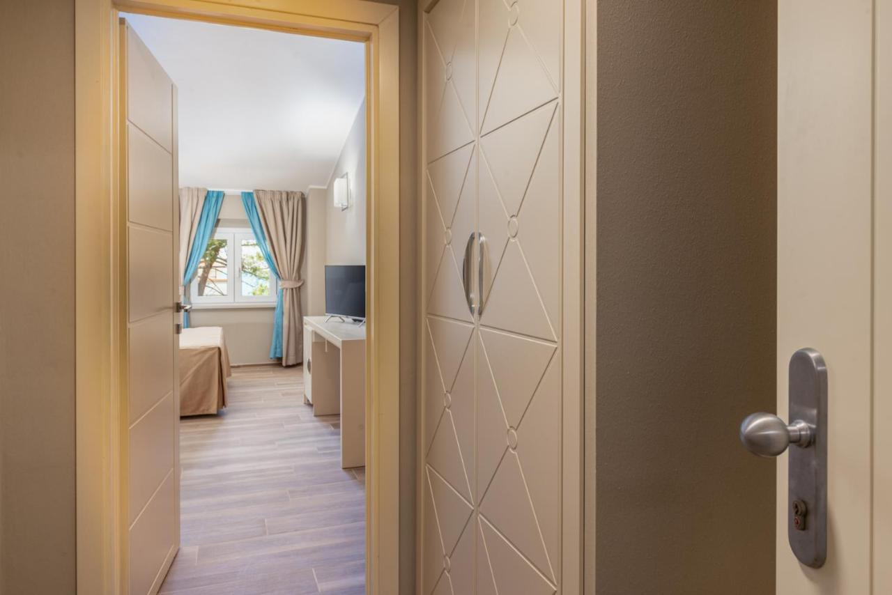 Hotel Villa Bolgheri 马里纳-迪卡斯塔涅托 外观 照片