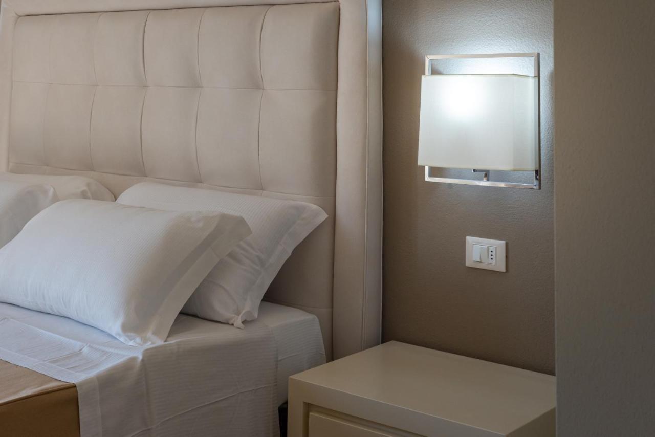 Hotel Villa Bolgheri 马里纳-迪卡斯塔涅托 外观 照片