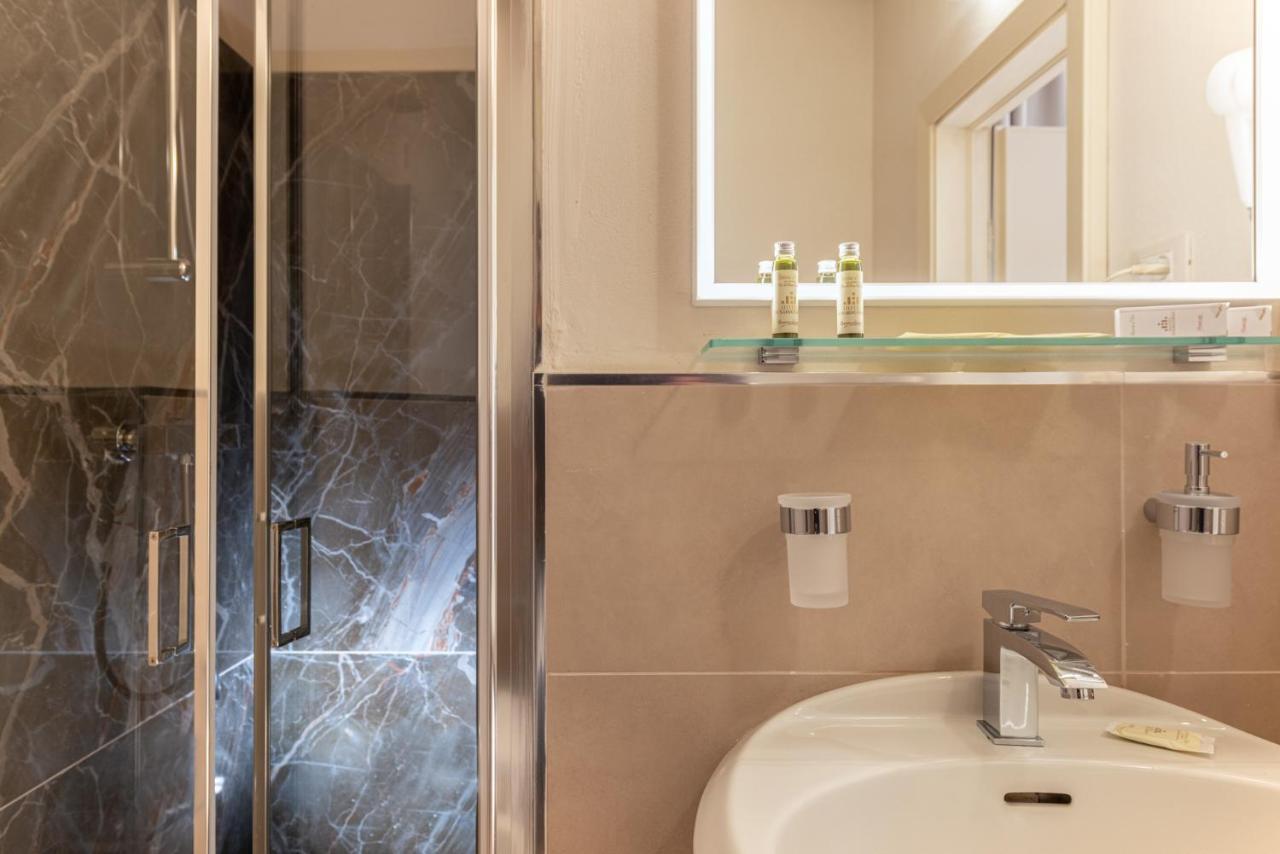 Hotel Villa Bolgheri 马里纳-迪卡斯塔涅托 外观 照片